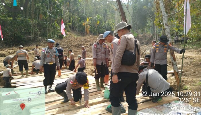 Pembuatan Jembatan Dusun uning luar , Desa Setie Rampung 100 Persen.