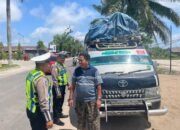 HARI RAYA IDUL FITRI SAT LANTAS POLRES KOTIM, SOSIALISASI EDUKASI TENTANG KAMSELTIBCAR LANTAS.