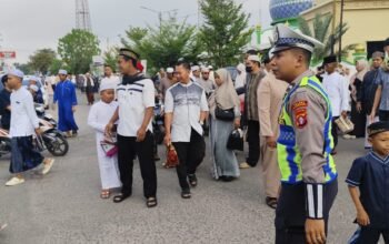 SAT LANTAS POLRES KOTIM BERIKAN PELAYANAN, PELAKSANAAN SHOLAT IDUL FITRI 1447 H/2026 M, DI MASJID SEKITAR KOTA SAMPIT