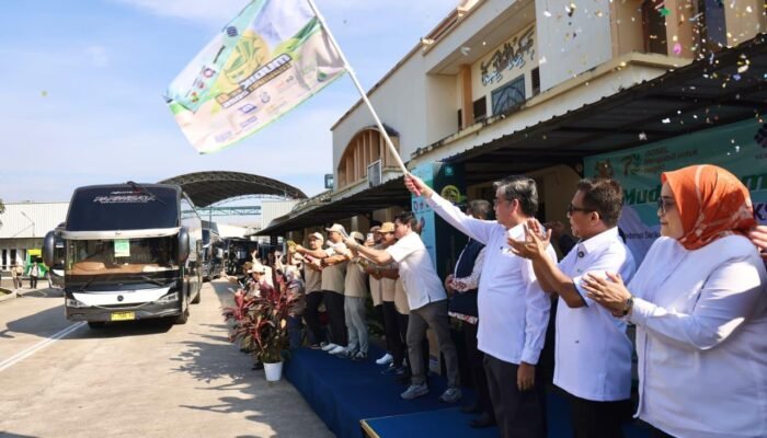 Lepas Mudik 1.431 Pekerja Panasonic, Menaker: Perusahaan Harus Memanusiakan Pekerja