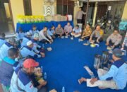 Peringatan May Day Oleh Polsek KP. Mentaya Bersama Komunitas Porter Pelabuhan Sampit.