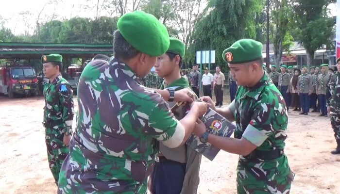 Dandim 1015/Sampit Pimpin Upacara Pembukaan Persami Siswa-Siswi SMK KKRI Tahun 2026