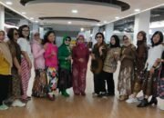 Komunitas LDKB Mega Bekasi Hypermart Rutin Gelar Latihan Line Dance untuk Jaga Kebugaran dan Cegah Pikun